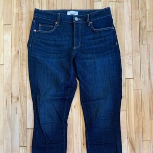 LOFT size 27/4 Curvy Skinny frayed hem jeans